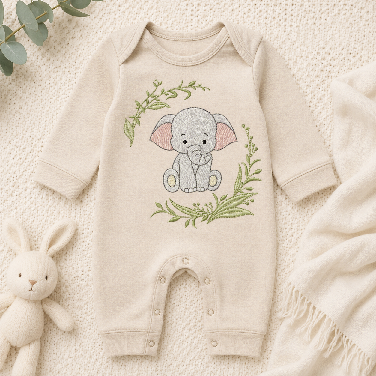 Elephant embroidery design - Safari Wild Animal machine embroidery pattern - Instant digital download pes jef dst