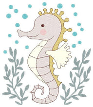 Laden Sie das Bild in den Galerie-Viewer, Seahorse embroidery design - Sea Animal embroidery designs machine embroidery pattern - Ocean animal embroidery file - instant download pes
